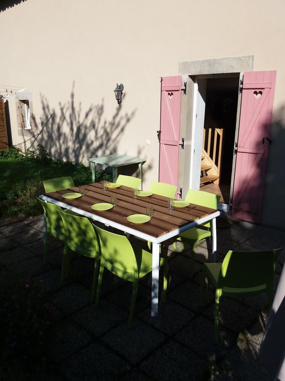 Gite Mentrel Champ-le-Duc Zewnętrze zdjęcie